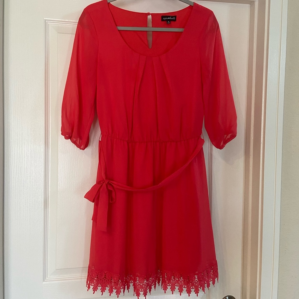 Orange/redish dress with belt